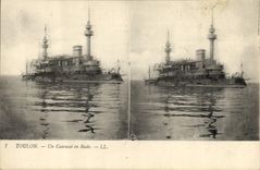 VINTAGE POSTCARD Boat Toulon War an armor in roads