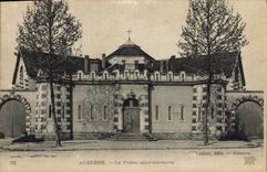 CPA Prison Auxerre La prison departementale