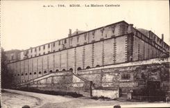 VINTAGE POSTCARD Prison Riom central House
