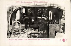 CPA Train Locomotive Machine 230 994 vue interieure de l'abri du mecanicien