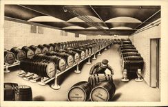 VINTAGE POSTCARD Leipzig Alcohol