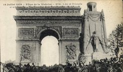 CPA Militaria Fetes de la victoire 14 juillet 1919 L'Arc de TRiomphe 