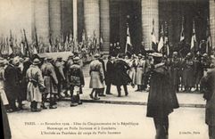 CPA Militaria Fetes de la victoire 11 novembre 1920 Fetes du cinquantenaire de la Republique Hommage poilu Gambetta