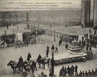 CPA Militaria Fetes de la victoire 11 novembre 1920 Fetes du cinquantenaire de la Republique Hommage poilu Gambetta