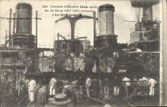 CPA Bateau Guerre Cuirasse d'escadre Iena apres l'explosion