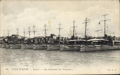 VINTAGE POSTCARD Boat Toulon War Overall picture of the destroyers