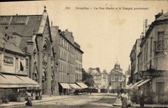 CPA Versailles La rue Hoche et le Temple protestant 