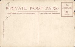 VINTAGE POSTCARD Winter sports Ski Canada Montreal Tobogan slide