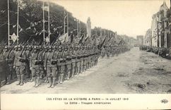 CPA Militaria Fetes de la Victoire 14 juillet 1919 Le defile Troupes americaines