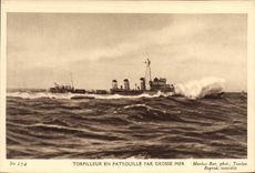 CPA Bateau Guerre Torpilleur en patrouille par grosse mer 