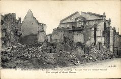 CPA Reims en ruines La rue Troncon du Coudray Grand Theatre Militaria