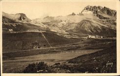 CPA Col du Lautaret La route en lacets vers le Col de Galibier Massif du Grand Galibier 
