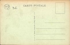 VINTAGE POSTCARD Laon View on the left the cathedral