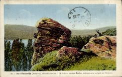 CPA Lac D'Issarles Le sphinx curieux rocher sedimentaire 