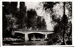 MODERN CARD Borough Mrs the bridge border