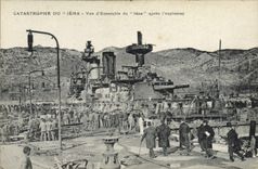 CPA Bateau Guerre Catastrophe du Iena Vue d'ensemble du Iena apres l'explosion