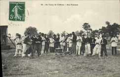 VINTAGE POSTCARD Militaria With the camp of Trawl-nets To apples