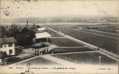 CPA Cheval Equitation Hippisme Vichy le Champ de courses Vue generale du pesage 