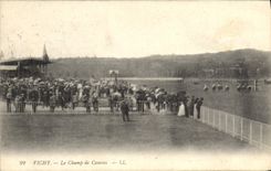 CPA Cheval Equitation Hippisme Vichy Le champ de courses 