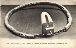 CPA Nu erotique Femme Ceinture de chastete Musee de Cluny Paris Epoque des Croisades