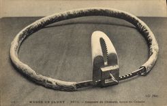 CPA Nu erotique Femme Ceinture de chastete Musee de Cluny Paris Epoque des Croisades