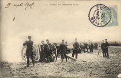 La POSTAL Militaria Ecole de la VENDIMIA tiene fuego Ouverture del fuego