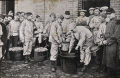 CPA Militaria a la caserne Les cuisiniers 