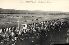 CPA Cheval Equitation Hippisme Deauville Les tribunes du champ de courses 