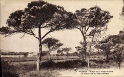 CPA Cheval Equitation Hippisme Hyeres Plage de l'hippodrome La piste vue du lotissement 