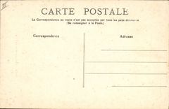 CPA Folklore Auvergne Costume riche de fete