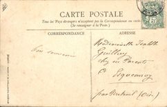 CPA Folklore Auvergne Traite Vache 