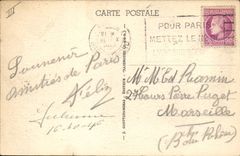 CPA Folklore Auvergne Groupe de jeunes auvergnates en costume de noce