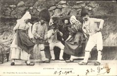 CPA Folklore Auvergne La Montagnarde 