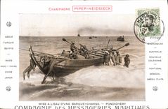 CPA Bateau Paquebot Compagnie des Messageries Maritimes Mise a l'eau d'une barque charge Pondichery Inde Champagne Piper