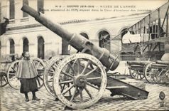 POSTAL Militaria París Musee de la VENDIMIA del alemán del ejército de Canon de 155 exposiciones en el patio principal del Invalids