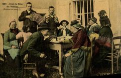 CPA C'est la fete du village Accordeon 