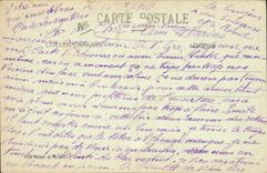 CPA Au bord de la tranchee Poilu cherchant ses poux Militaria