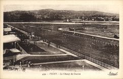 CPA Cheval Equitation Hippisme Vichy le champ de courses 