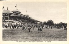 CPA Cheval Equitation Hippisme Deauville l'hippodrome Les tribunes 