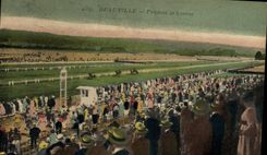 CPA Cheval Equitation Hippisme Deauville Pendant la course 