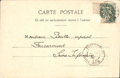 Saint Remi de la iglesia de Reims de la POSTAL de la VENDIMIA el ajuste con la tumba
