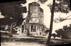 CPA Nimes La Tour Magne