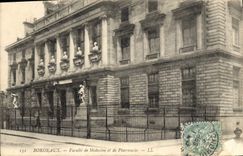 VINTAGE POSTCARD Bordeaux Medical college and of Pharmacy