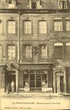CPA Besancon les Bains Maison natale de Victor Hugo Pharmacie 