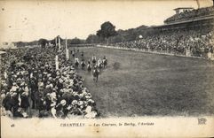 CPA Cheval Equitation Hippisme Chantilly Les courses Le derby L'arrivee
