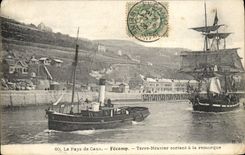 CPA Bateau Le pays de Caux Fecamp Terre Neuvier sortant a la remorque