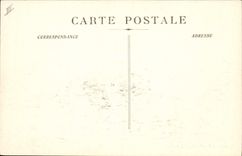 CPA Bateau Explosion de la Liberte Le cuirasse apres l'explosion