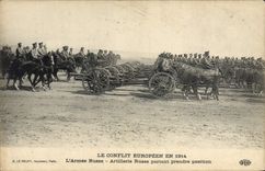 CPA Militaria L'armee russe Artillerie Russe partant prendre position Russie Russia