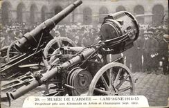VINTAGE POSTCARD Militaria Paris Museum of the army Projector taken to the Germans in Artois and Champagne