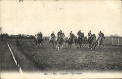 VINTAGE POSTCARD Horse Horsemanship Hippisme Pau Races a departure